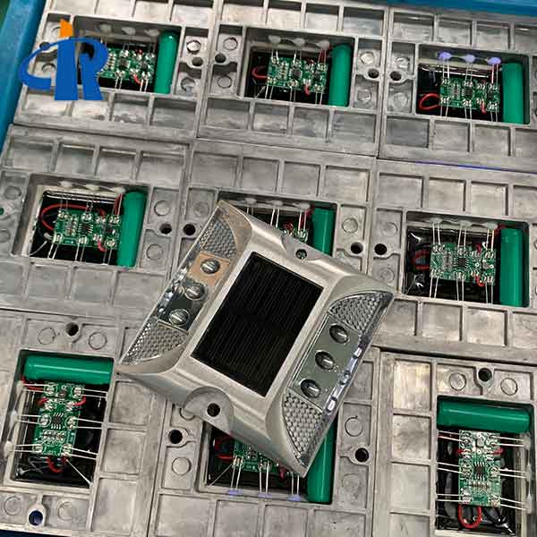 <h3>Embedded Solar Stud Reflector Factory In UAE</h3>
